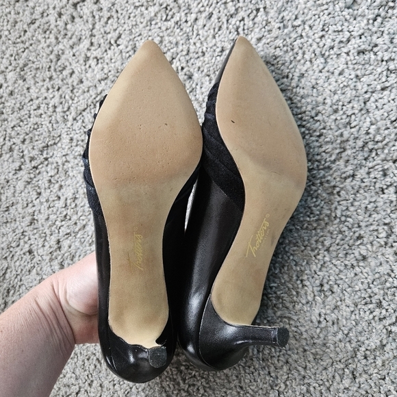 Trotters Signature Alexandra Dress Black Pump size 8.5N - Picture 8 of 9